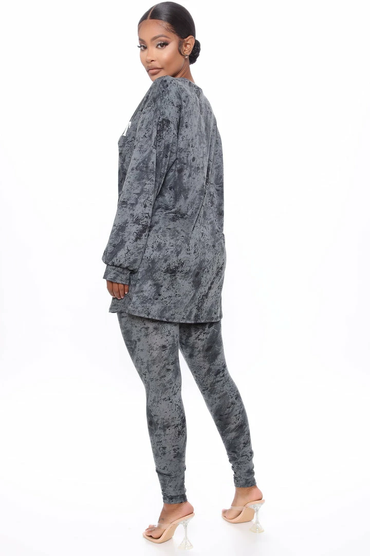 Fashion Nova Legging Sets Chillin Legging Set - Black