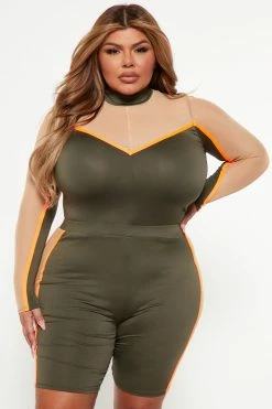 Fashion Nova Sport Mode Short Set - Olive