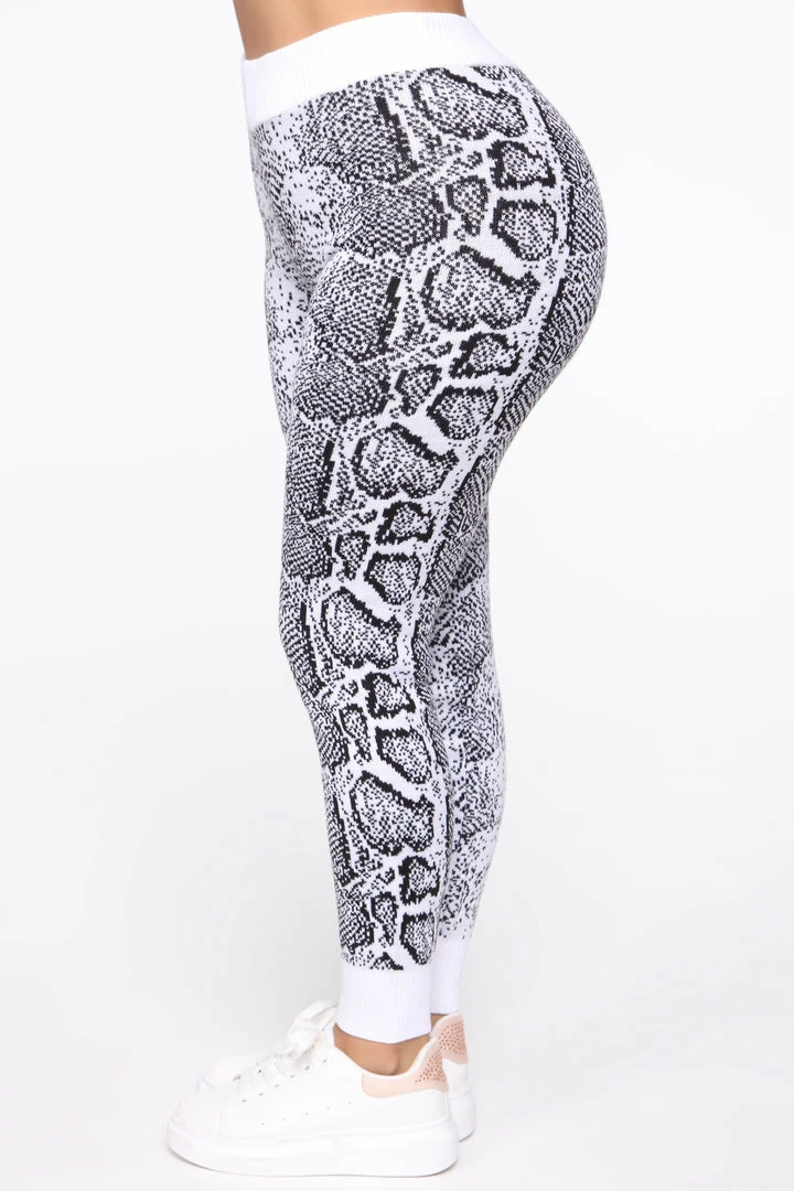 Fashion Nova Lose Touch Sweater Set - White/Black