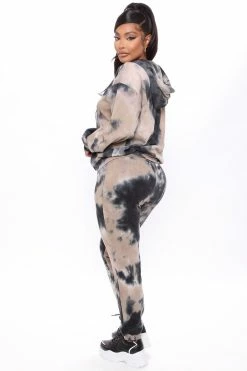 Fashion Nova Skip A Beat Tie Dye Hoodie And Jogger Set - Black/combo