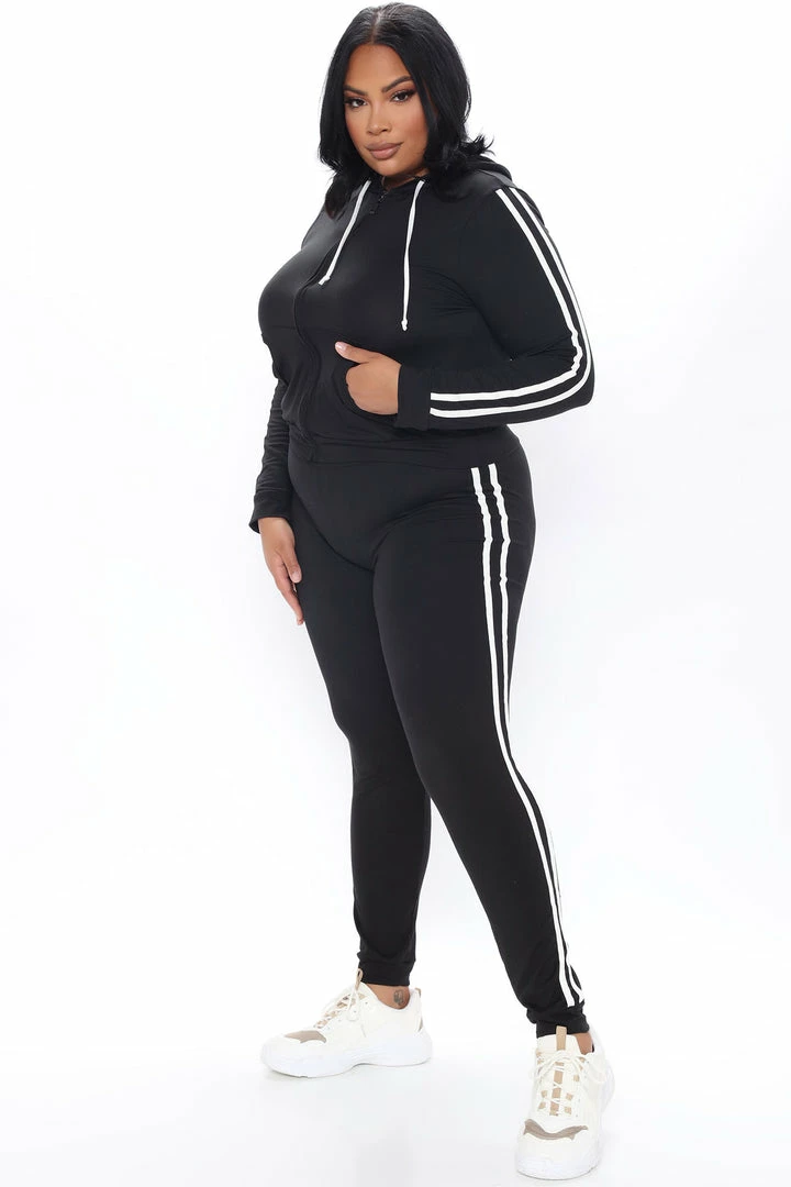 Fashion Nova Tennis Courts III Zip Set - Black
