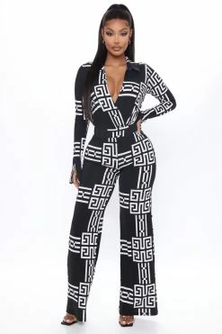 Fashion Nova On Repeat Pant Set - Black/White