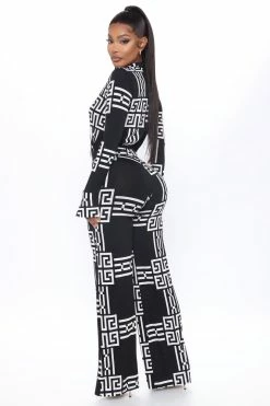 Fashion Nova On Repeat Pant Set - Black/White