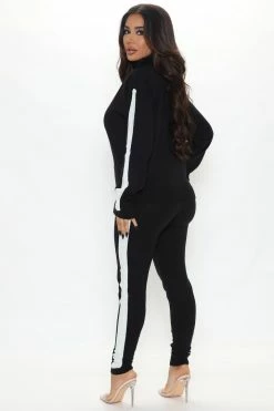 Fashion Nova Krista Sweater Legging Set - Black/White