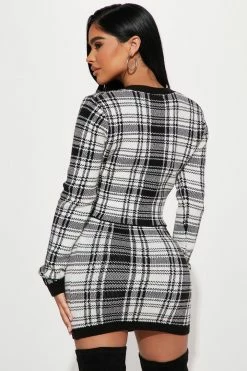 Fashion Nova Get A Clue Sweater Skirt Set - White/Black