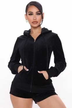 Fashion Nova The OG Trendsetter Velour Short Set - Black Sweatshirt Sets